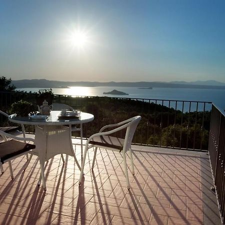 Agriturismo Specchio Del Lago Монтефиасконе Екстериор снимка
