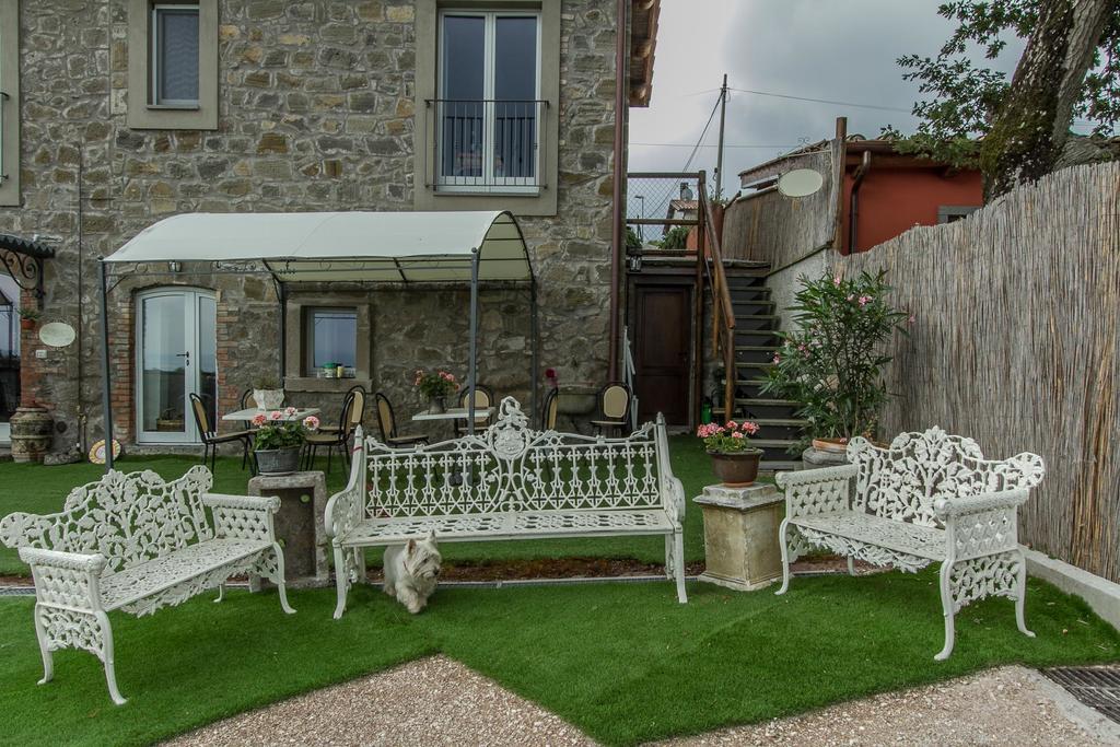 Agriturismo Specchio Del Lago Монтефиасконе Екстериор снимка
