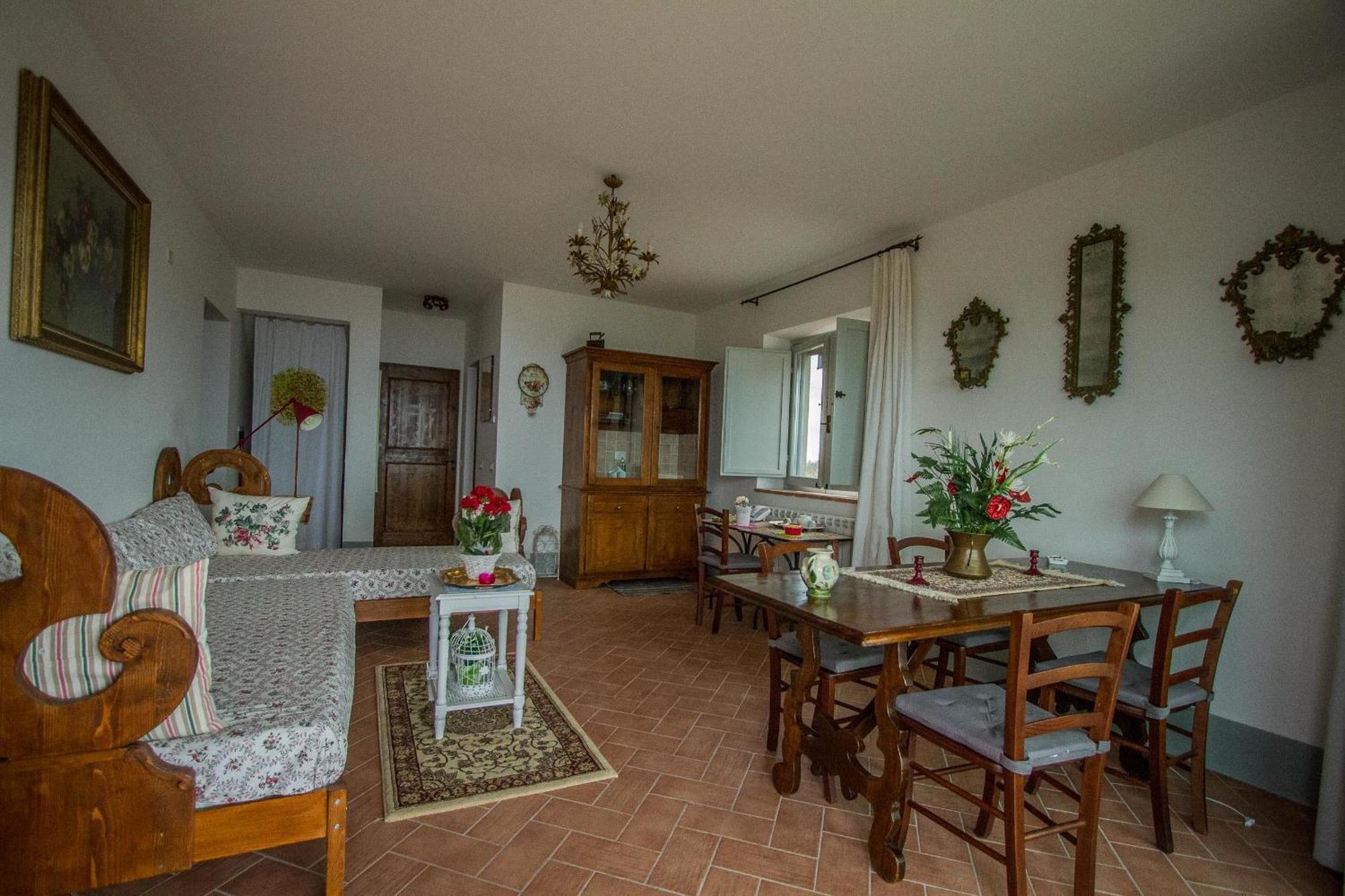 Agriturismo Specchio Del Lago Монтефиасконе Екстериор снимка