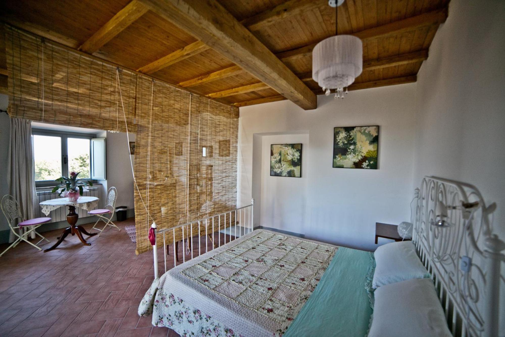 Agriturismo Specchio Del Lago Монтефиасконе Стая снимка