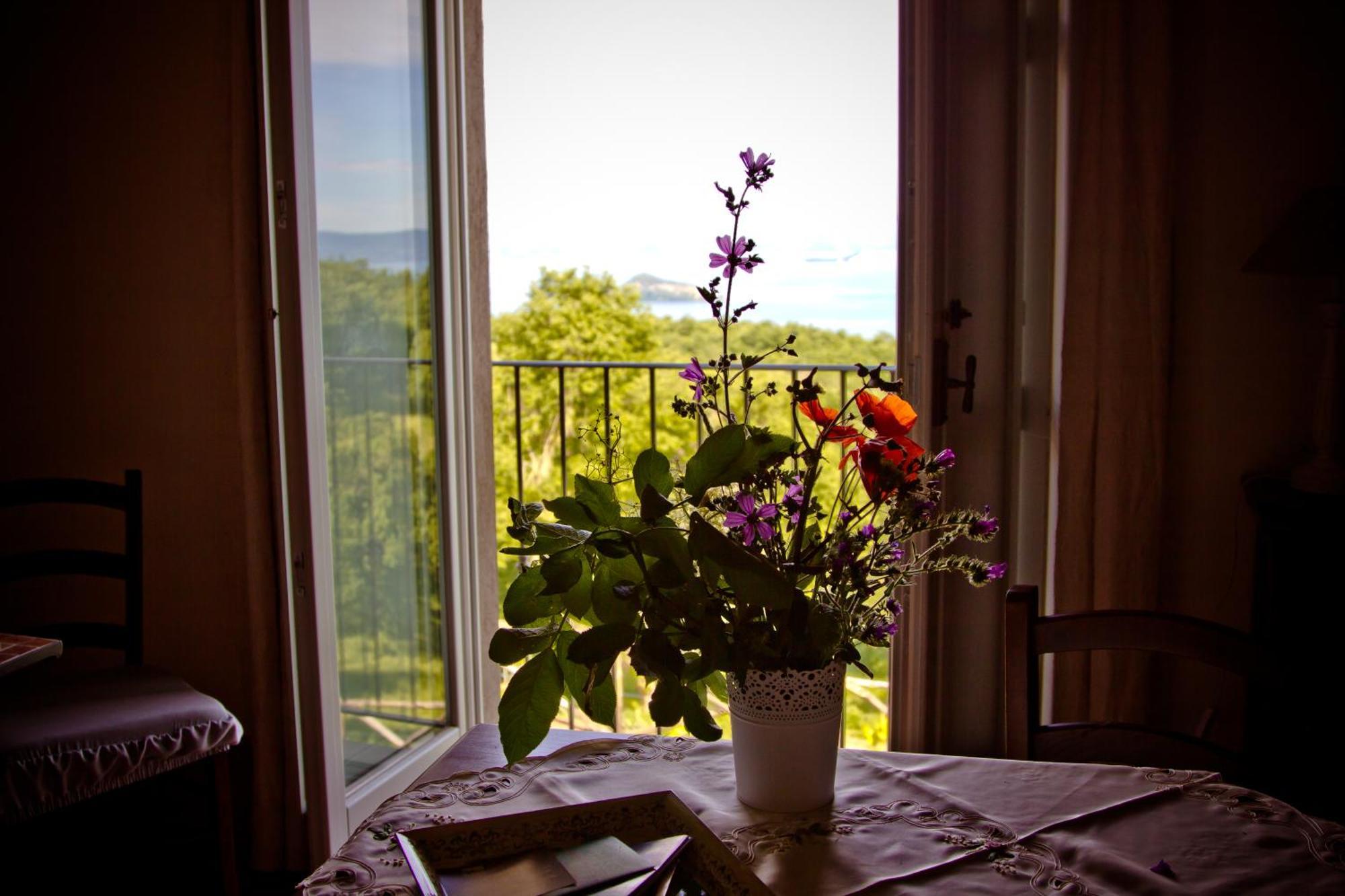 Agriturismo Specchio Del Lago Монтефиасконе Стая снимка