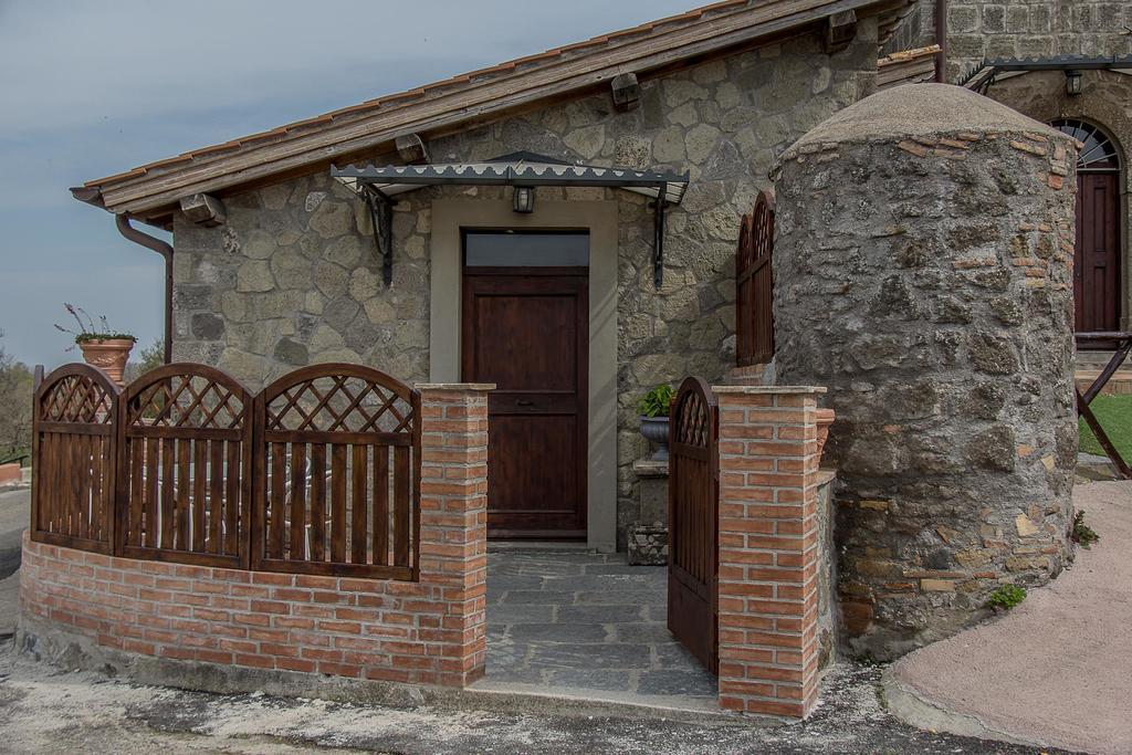 Agriturismo Specchio Del Lago Монтефиасконе Екстериор снимка