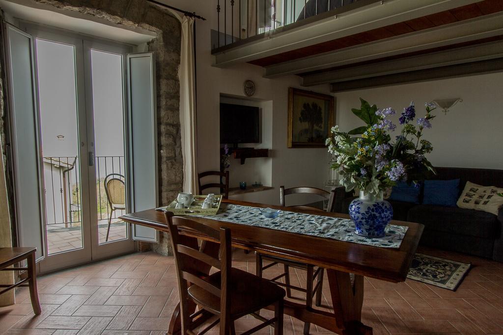 Agriturismo Specchio Del Lago Монтефиасконе Екстериор снимка