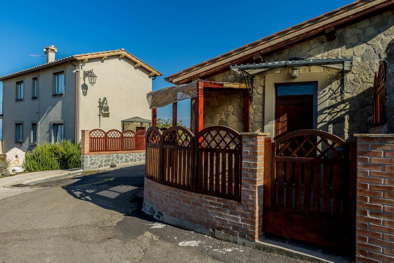 Agriturismo Specchio Del Lago Монтефиасконе Екстериор снимка
